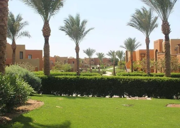 Appartement Stella De Mari In Makadi With And Pool View *