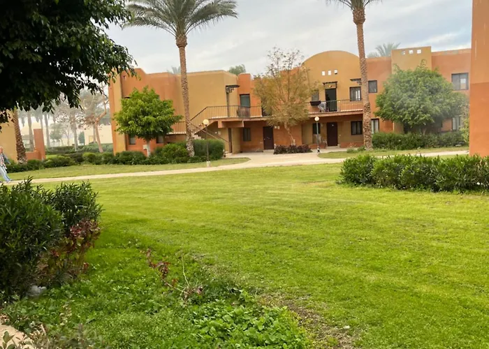 Stella De Mari In Makadi With And Pool View Appartement