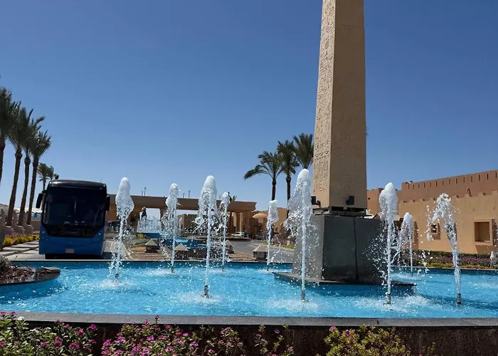 Appartement Stella De Mari In Makadi With And Pool View